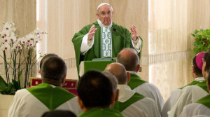 papa-francesco-casa-santamarta1