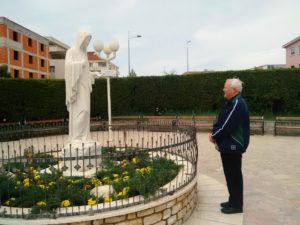 padre-livio-a-medj